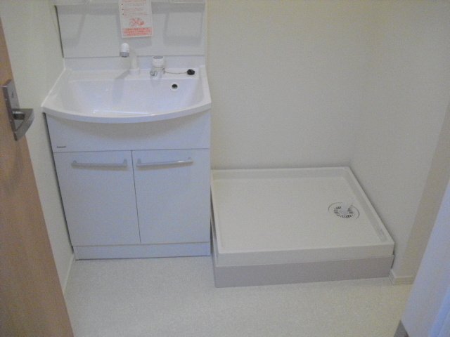 フォンテ　横濱の洗面所|ゆとりある脱衣スペース