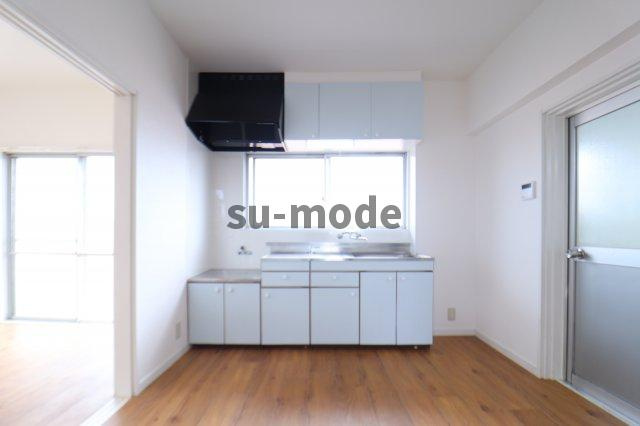 鳥飼マンションのキッチン