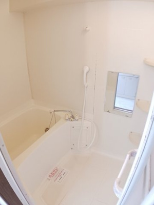 【浴室】 | メゾンセレッソ　Ⅱ | 日々の疲れを癒すお風呂付です