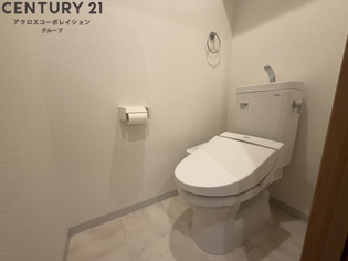 ゆったりとした空間のトイレです