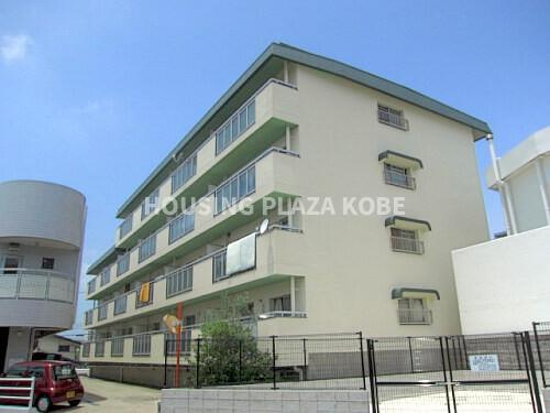 鈴松マンションの外観