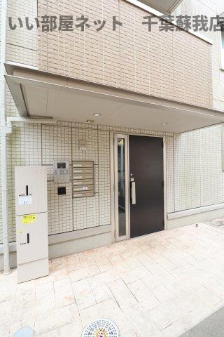 ミラベルコートのエントランス|安心オートロック付き♪