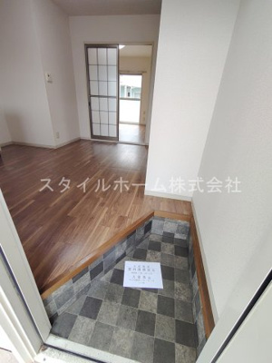 【玄関】 | 高師パークハイツB棟 | 別部屋写真です。