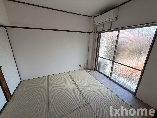 鳥飼マンションの和室