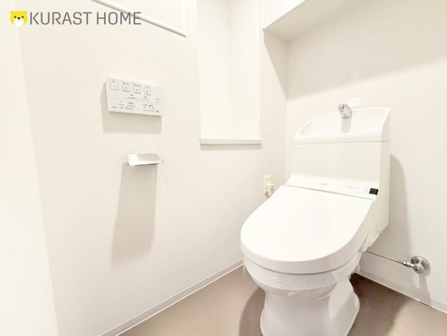 エスリード太秦レジデンス　1階のトイレ