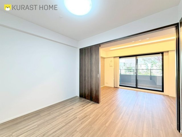 エスリード太秦レジデンス　1階の洋室|洋室5帖