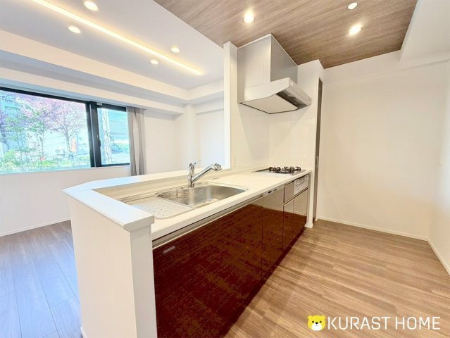 エスリード太秦レジデンス　1階のキッチン
