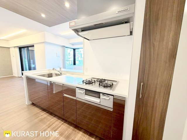 エスリード太秦レジデンス　1階のキッチン