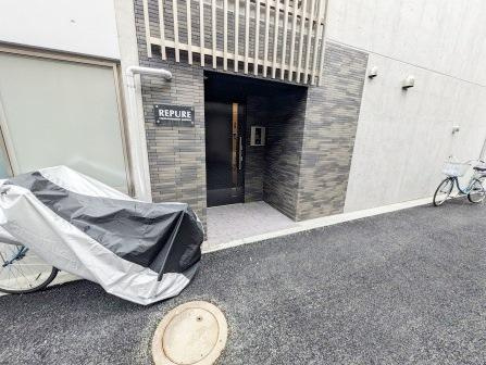 レピュア西巣鴨駅前レジデンスのエントランス