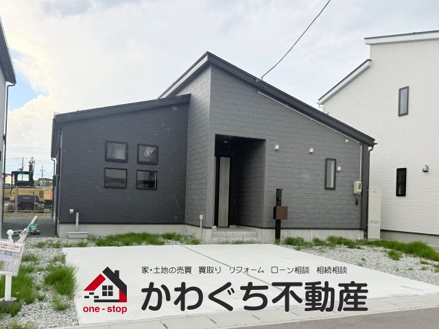 【外観】 | ＧＲＡＦＡＲＥ　山形市浜崎２期　２号棟 | ★内覧予約でブランド米2kg★　いつでも見学OKです！
