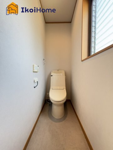 神戸市西区桜が丘西町2丁目　中古戸建のトイレ|【ホームページに現地動画掲載中】●年中無休：当日予約可●トイレが2か所あるので夜中もや朝も楽ちん。