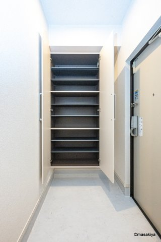 sumikawa（スミカワ）の玄関