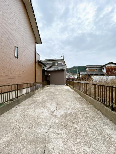 リフォーム済中古戸建　岐阜市芥見南山2丁目　昭和55年築の駐車場