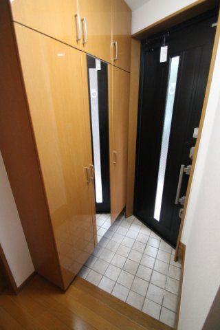【玄関】