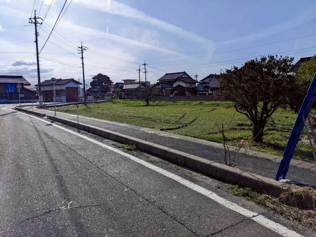 大山町末長売土地