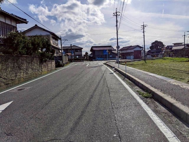 大山町末長売土地の周辺|小学校方面の写真のいなります。
大山西小学校まで徒歩約5分の立地なります〇
