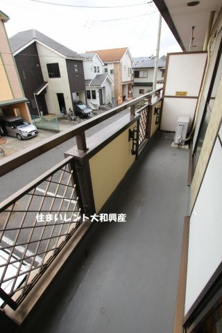 ロイヤルハウス２のバルコニー