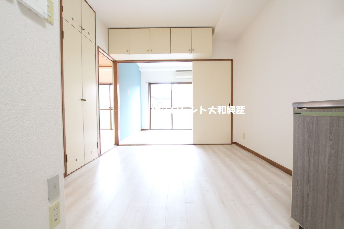 ロイヤルハウス２の居間・リビング