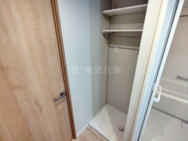 【ランドリースペース】 | グランシャトレ坂戸シエルコート | 洗濯機置き場