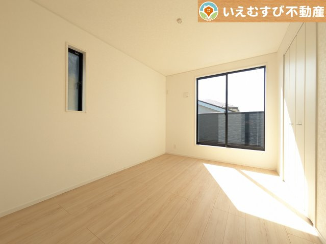 Cradle garden　鴻巣市筑波第5の洋室