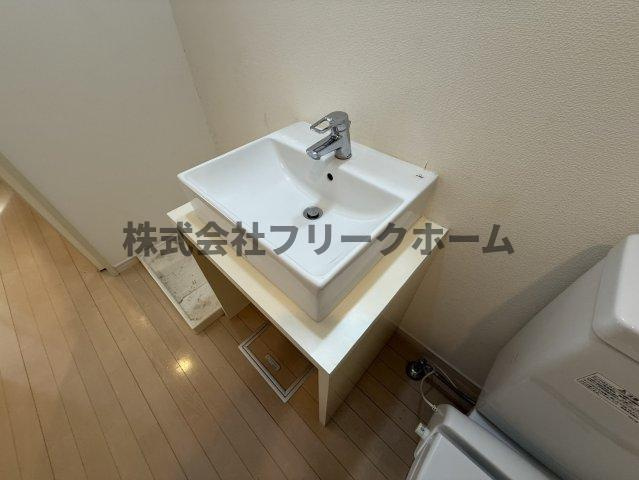 武蔵野市中町２丁目の賃貸マンションの洗面所