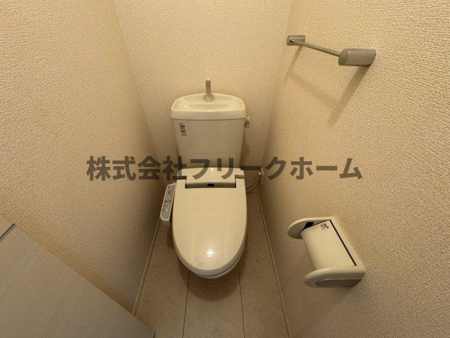 小金井市緑町１丁目のアパートのトイレ