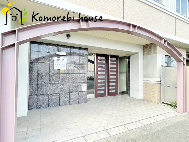 アドグランデ大宮宮原のエントランス|毎日通るエントランスはこのようになっています