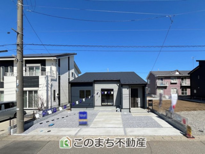 【駐車場】 | LievleGarden.S古河市下辺見第6　 | お車を並列で3台駐車可能です(車種によります)。