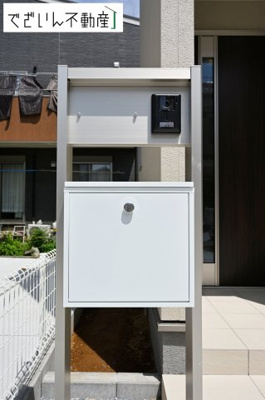 【玄関】 | Livele Garden.S鴻巣市人形4丁目　新築住宅 | 現地(2026年7月撮影)