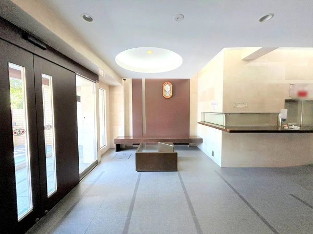 洋伸東大島マンション　5階　リノベーション済のエントランス