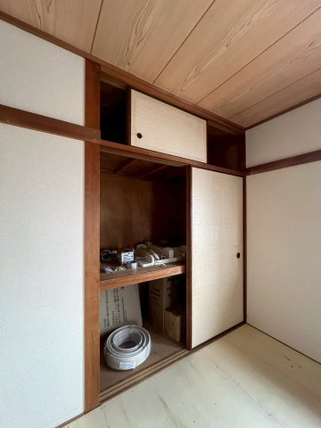 双葉マンションの収納