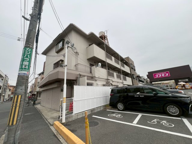 双葉マンションの外観