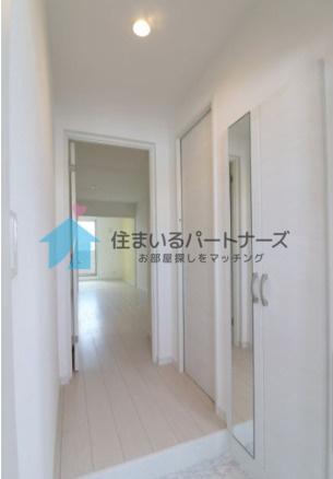 ラルヴェールⅢの玄関|シンプルで使いやすい玄関です