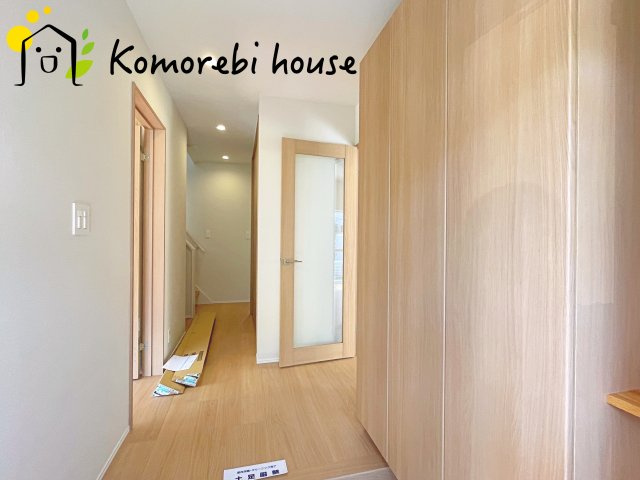 鴻巣市中央7　中古一戸建ての玄関|きれいな玄関です