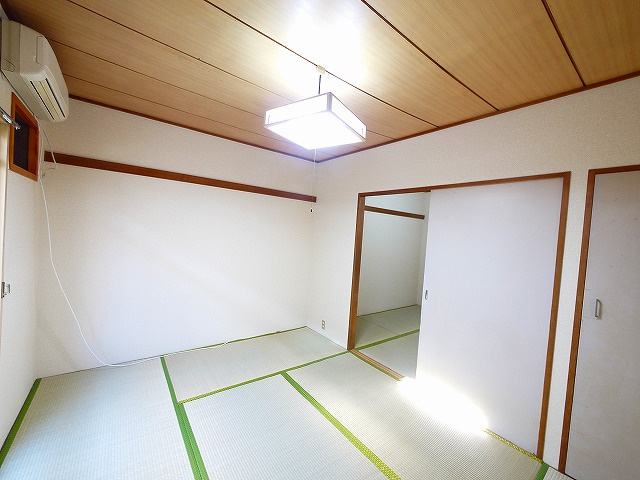 パナハイツ大宮の和室