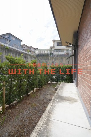 ラヴィーンコート【10,000円キャッシュバック対象物件】のバルコニー|広々としたバルコニーです