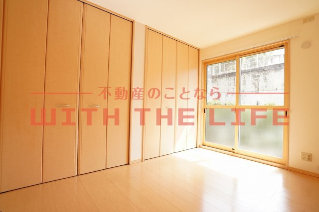 ラヴィーンコート【10,000円キャッシュバック対象物件】の洋室|広々とした洋室です