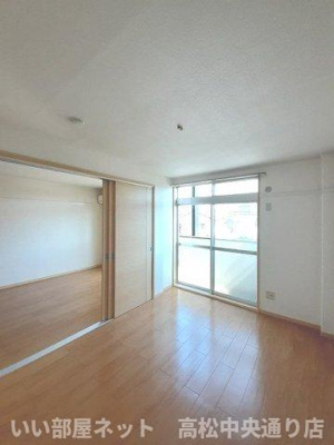 【内装】 | パルネット岡本