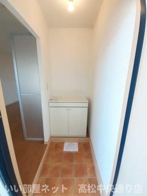 【玄関】 | パルネット岡本