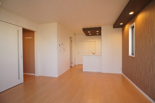 アルフラットおおたかの森弐番館の居間・リビング