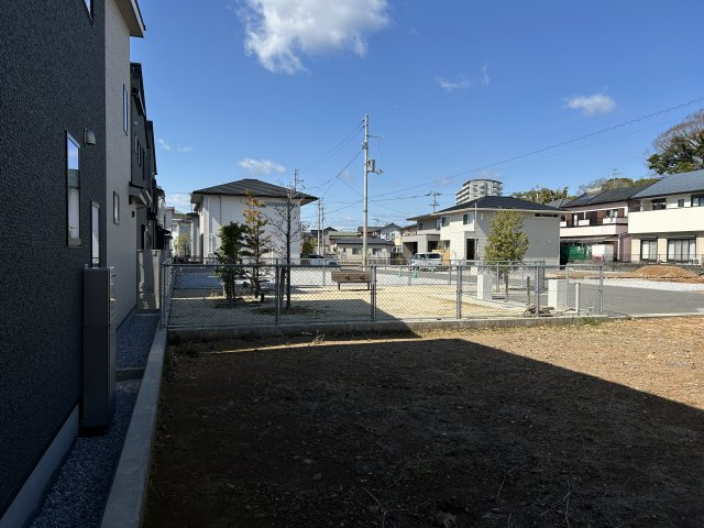 「4LDK」高知市鴨部　新築戸建てのその他|敷地後方。広場があります♪