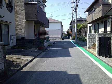 海田町昭和中町の前面道路含む現地写真