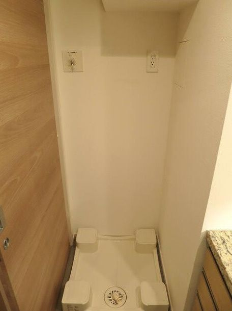 渋谷区千駄ヶ谷５丁目の賃貸マンションのエントランス