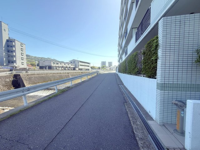 【外観】シャルム新駅前