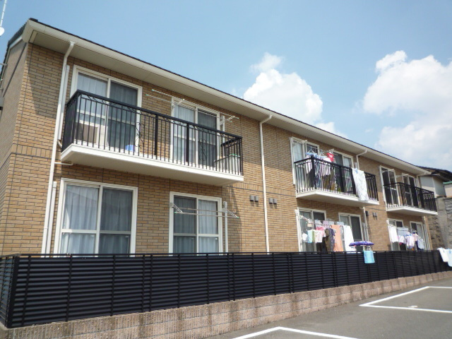 宗像市日の里８丁目のアパート