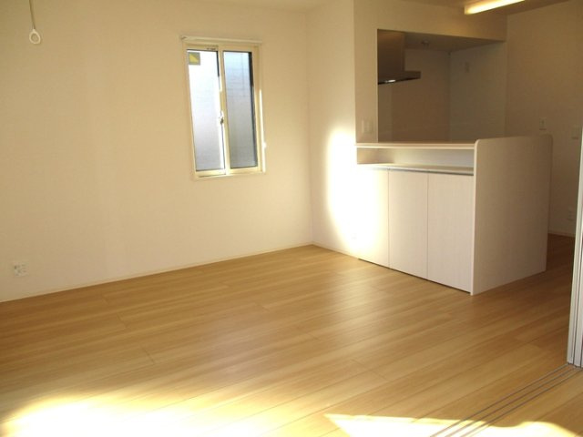 オレンジコートの居間・リビング