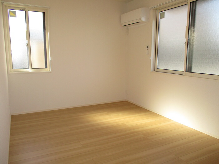 オレンジコートの内装