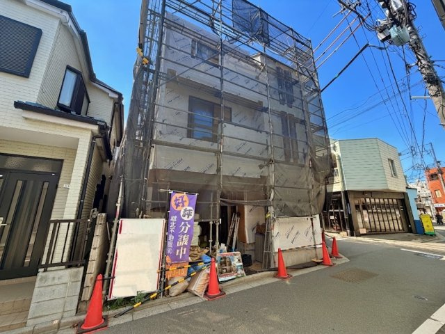 板橋区上板橋3丁目 限定1棟の外観|建物面積169.16㎡
ゆとりある空間設計の4LDK
光と風に恵まれた角地に誕生いたします♪♪