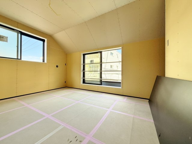 板橋区上板橋3丁目 限定1棟の完成予想図|気持ちの良い青空が望める屋上ルーフバルコニー付
＋3カ所のバルコニー付で＋αのゆとりと開放感を演出いたします
(イラストは図面を基に起こしたもので実際のものとは多少異なる場合がございます)