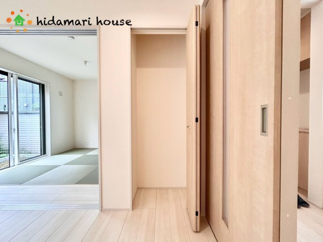 上尾市小泉　新築戸建　ブルーミングガーデン01の収納|リビング収納